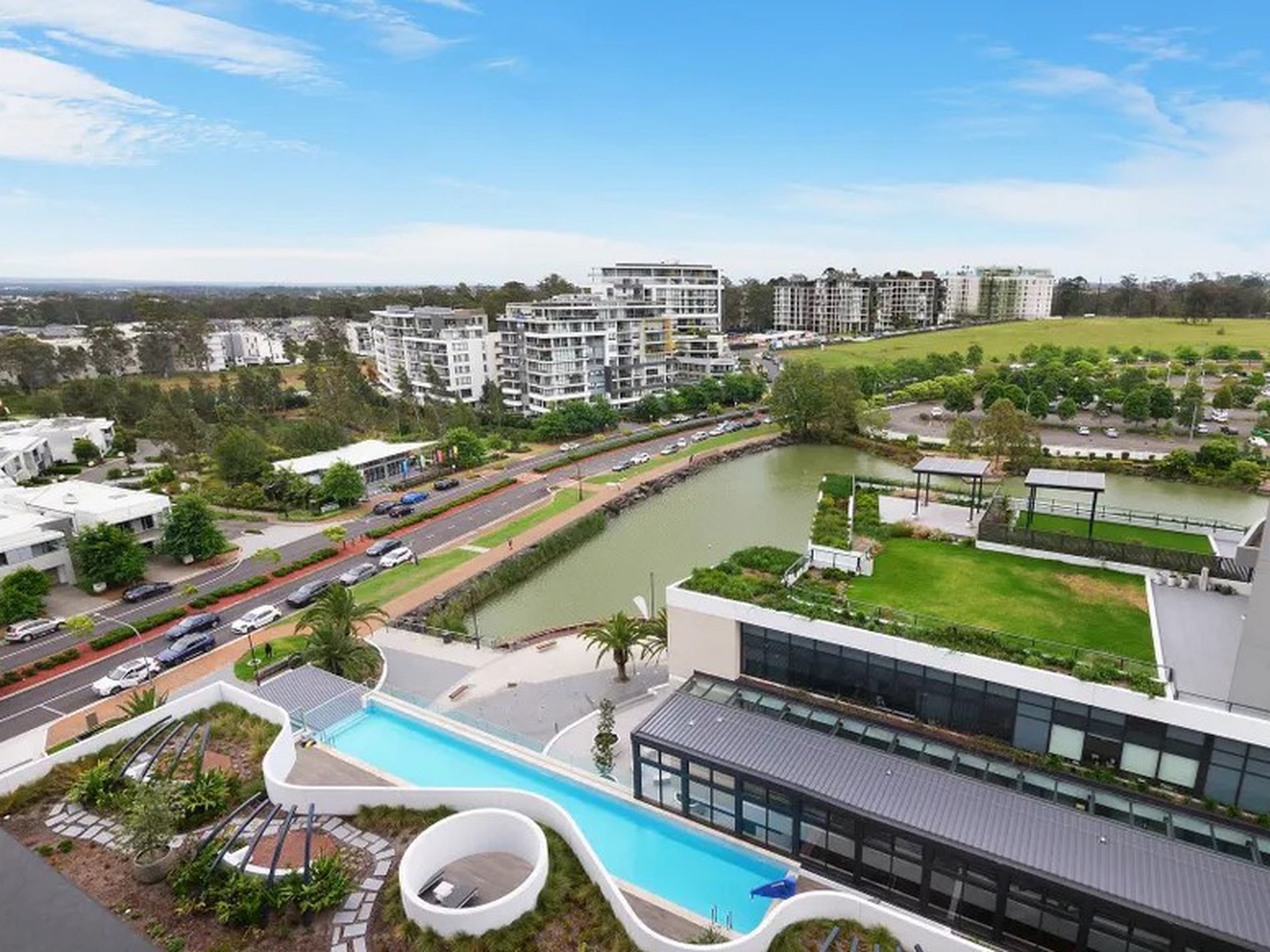 1012 / 11 Solent Circuit, Norwest