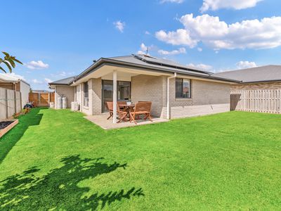 54 Great Sandy Circuit, Pimpama