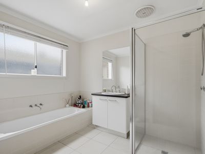 1 Speechley Court, Sale