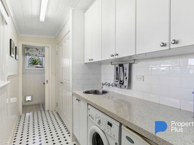 5 WAUGH STREET, Charlton