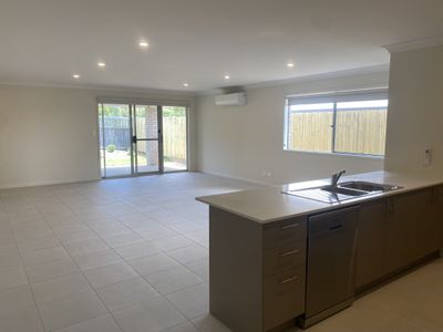 49 Highgate Drive, Flagstone