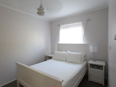UNIT 2 / 336 WEIDNER CRESCENT, Albury