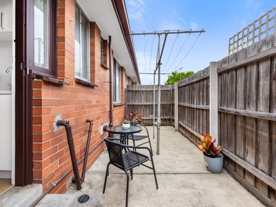 2/96 Saltley Street, South Kingsville