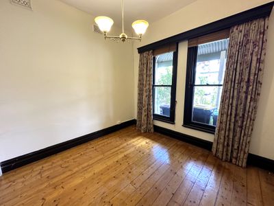 4 Station Street, Coburg