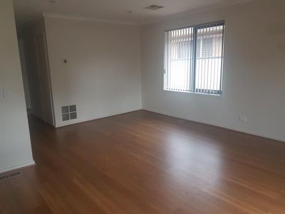 12B Fairway Avenue, Hoppers Crossing