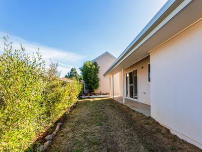 93 YARRALUMLA DR, Wodonga