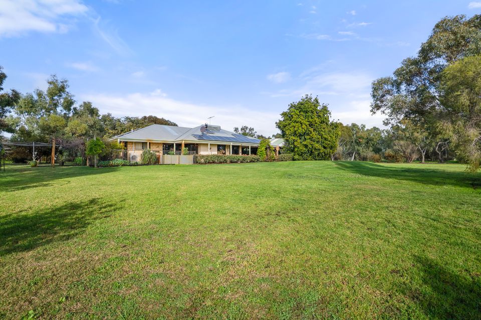 36 Beacham Road, Serpentine