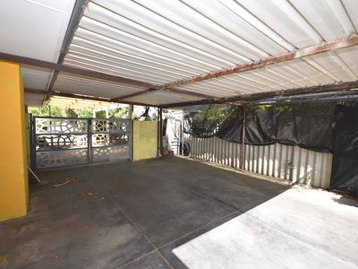 12 Loughton Way, Balga