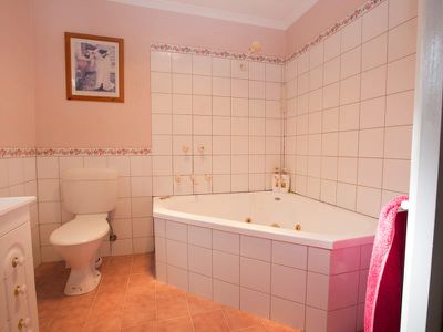 17 The Avenue, Seymour