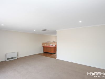 1 / 9 Young Street, Horsham