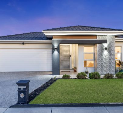 17  Lensing Street, Clyde North