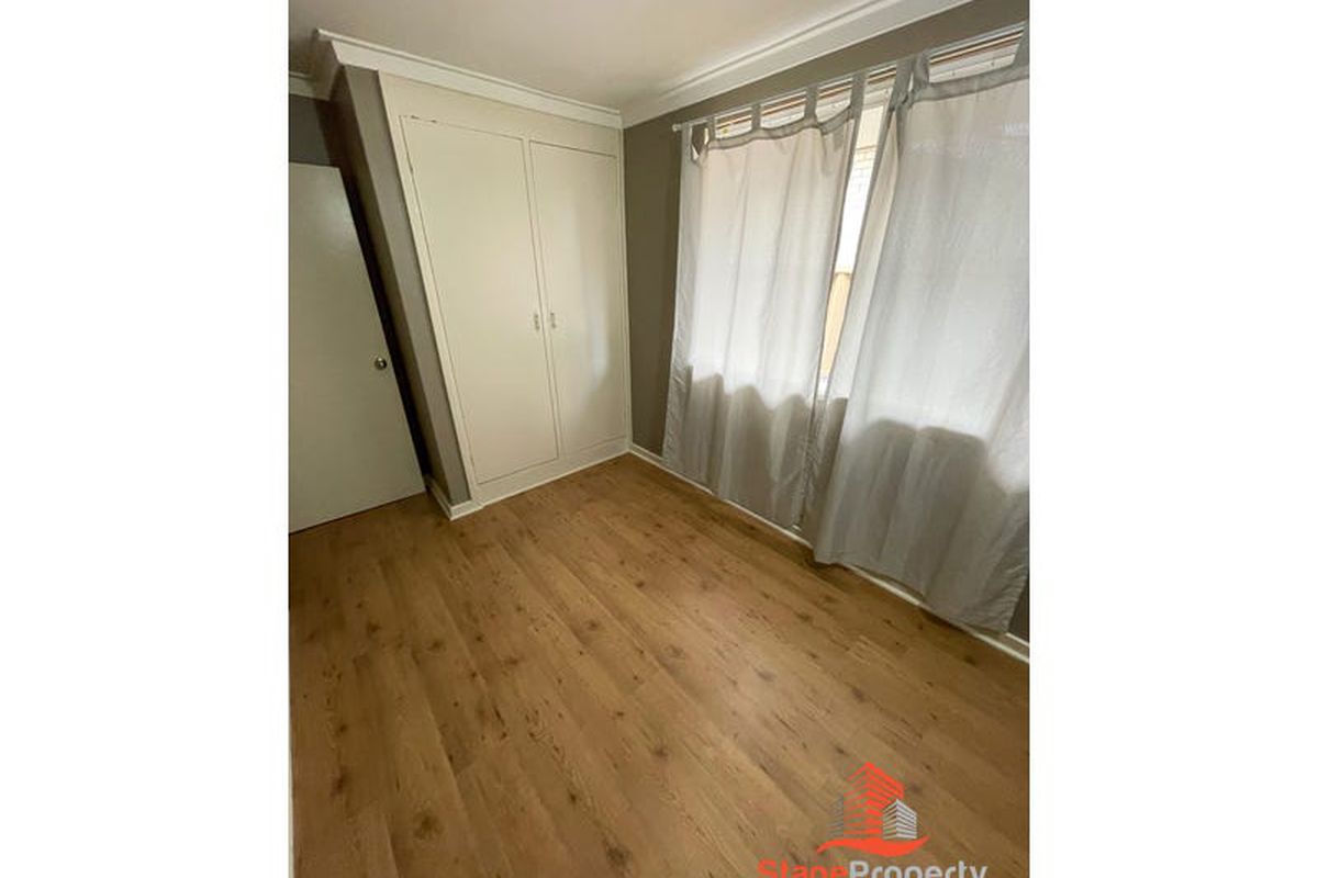 22 Hollis Street, Samson