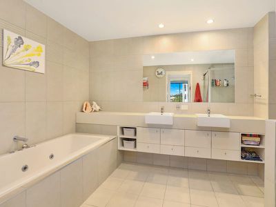 14 / 10 Anzac Avenue, Maroochydore