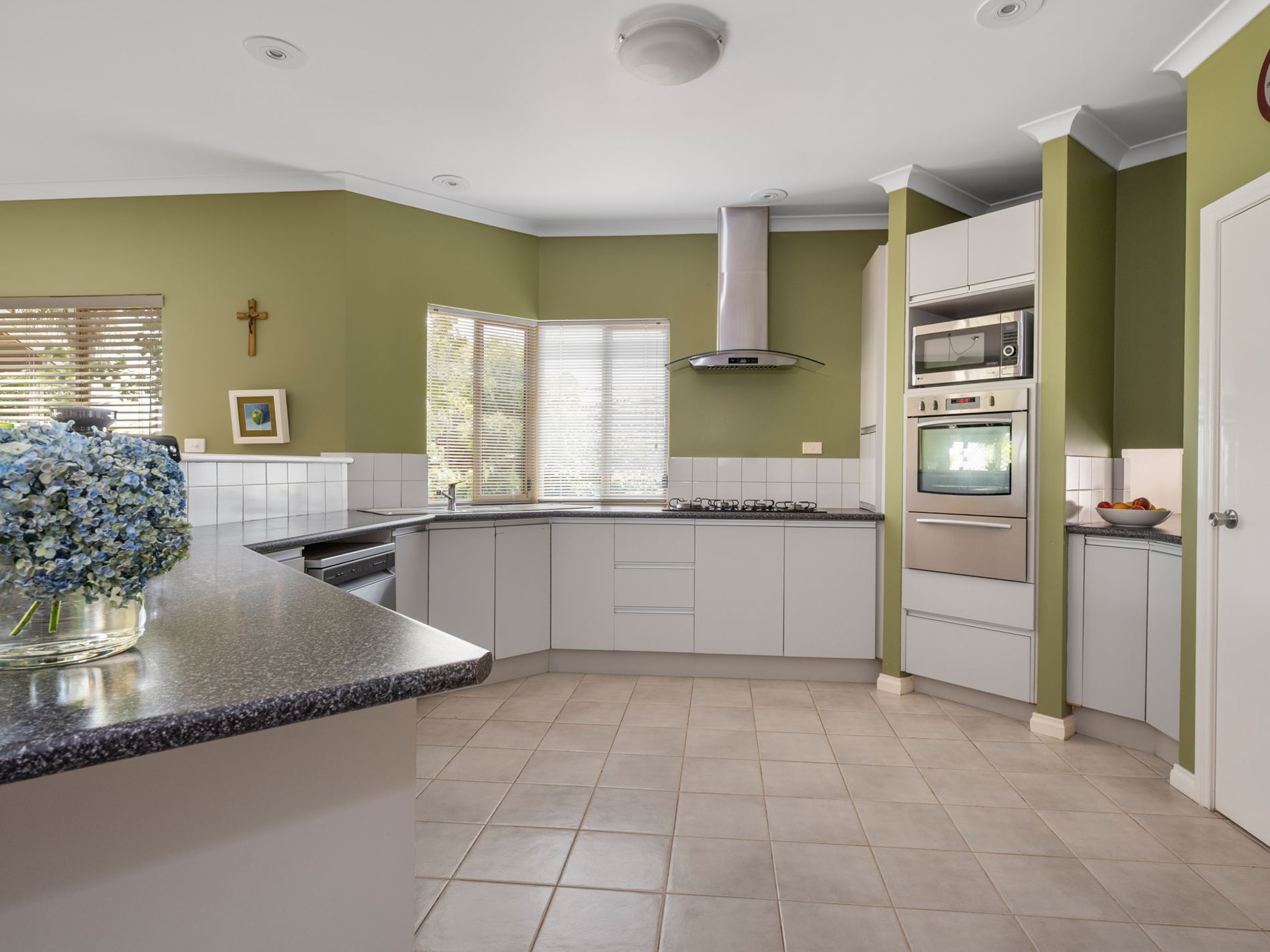 28 Lewis Street, Lamington