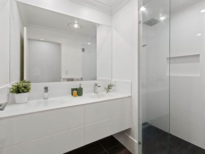 10 Gosford Court, Rochedale South