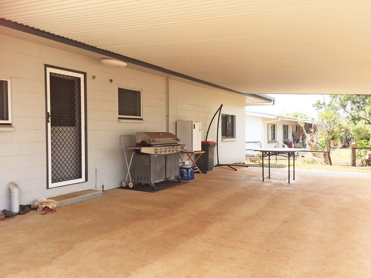 13 Tinaburra Drive, Yungaburra