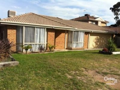 13 Belvedere Court, Hampton Park