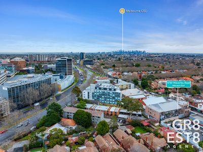 4 / 92 Waverley Road, Malvern East