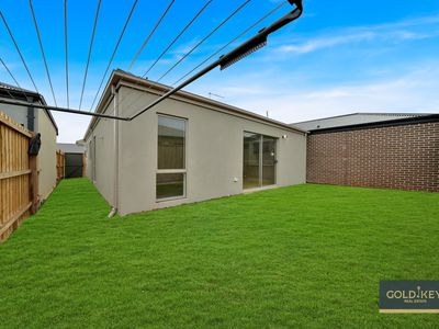 8 Hunt Road, Rockbank