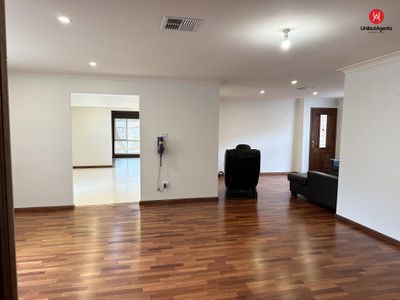 101 Cockatiel Circuit, Green Valley