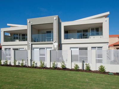 1/90 Albert Street, Osborne Park