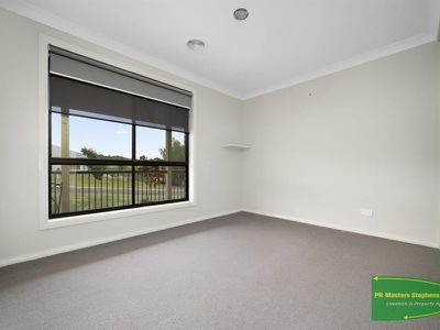 9 Piggott Place, Blayney