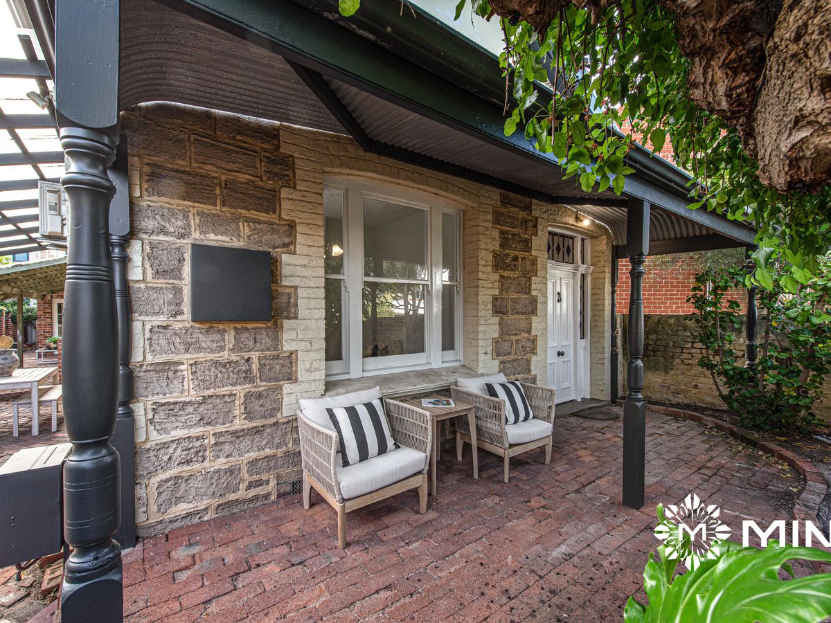 10 Burns Street, North Fremantle Mint Real Estate