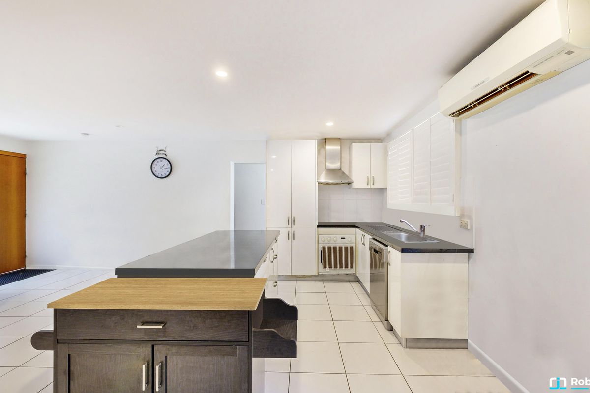 2 Muirfield Crescent, Tewantin