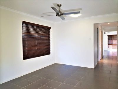 4 Pyeworth Place, Rochedale South