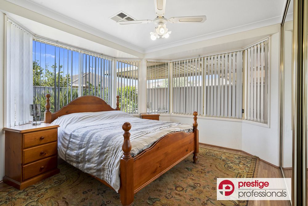 6 Derwent Court, Wattle Grove