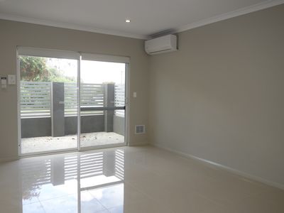 4/1 Stoner Place, Innaloo