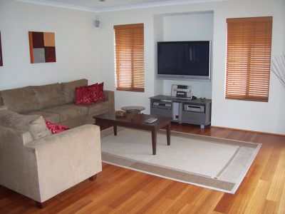 21 Bruce Street, Como