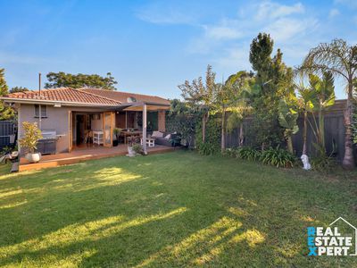 2 / 4 Philip Road, Hallam