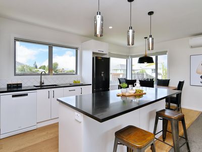 25 Dunstan Crescent, Hornby