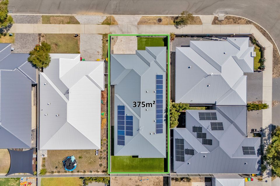 18 Yandal Way, Golden Bay