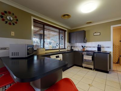 60 Chifley Drive, Dubbo