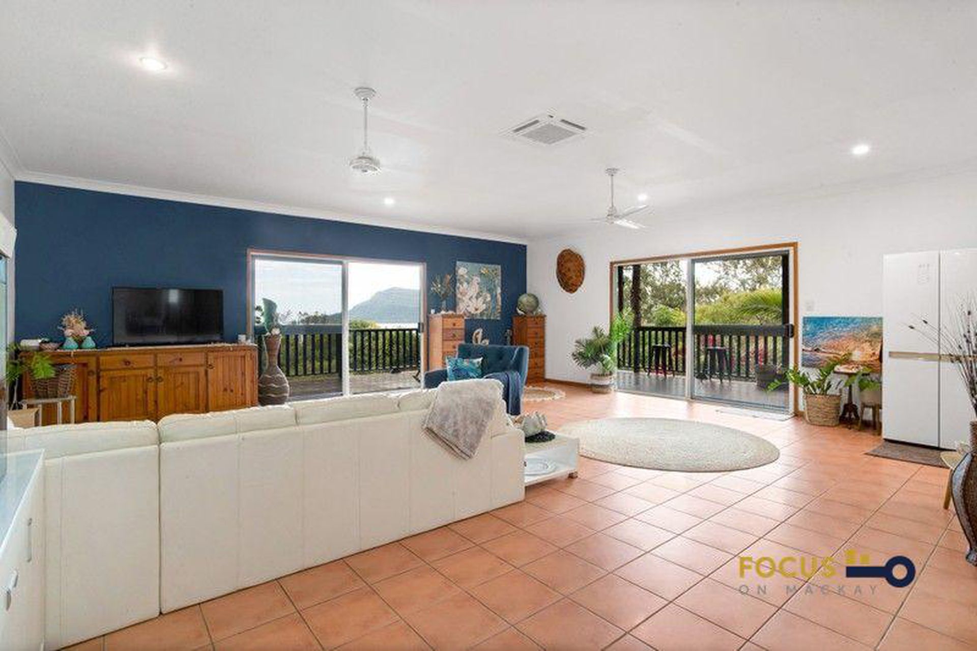 14 Sturgeon Street, Ball Bay