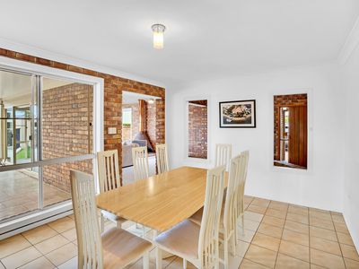 13 Abel Tasman Place, Hollywell