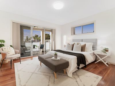 22 Rhodes Avenue, Guildford