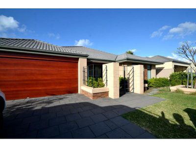 22 Caversham Bend, Southern River
