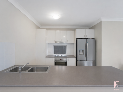 28 Satinash Drive, Hamlyn Terrace