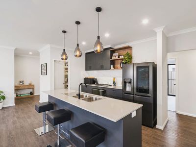 12 Pennant Boulevard , Geographe