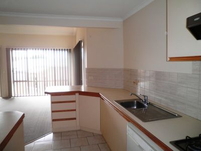 4 / 59-69 Victory Way, Highton