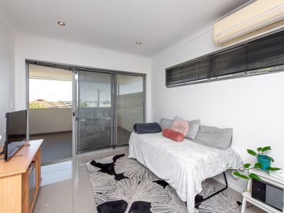 6/4 Waterloo Street, Joondanna