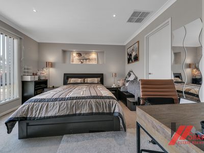 11 Merri Street, Manor Lakes