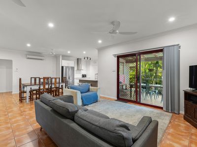 21 Goshawk Loop, Djugun