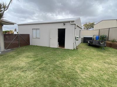 8 Dingle Close, Kingaroy