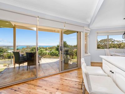 2 Irwin Place , Vincentia
