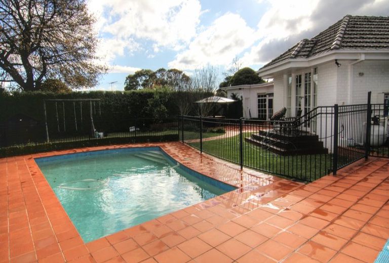 109 Leeds Road, Mount Waverley