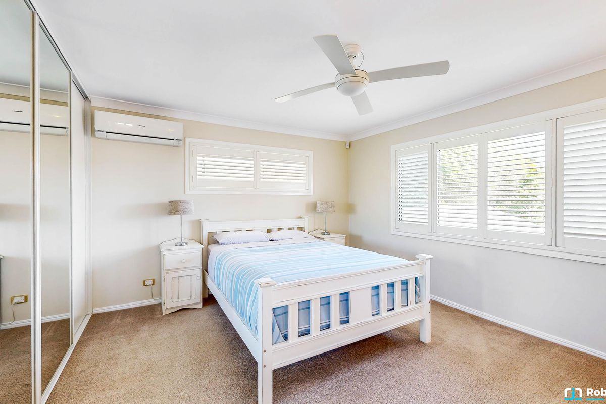 16 Tibrogargan Place, Pelican Waters
